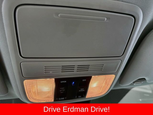 Used 2025 Honda Odyssey Van