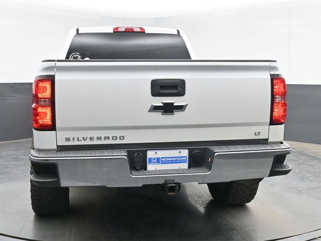 Used 2018 White Chevrolet LT image 9