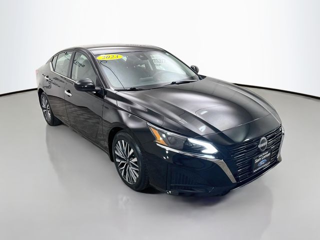 2023 Nissan Altima 2.5 SV FWD