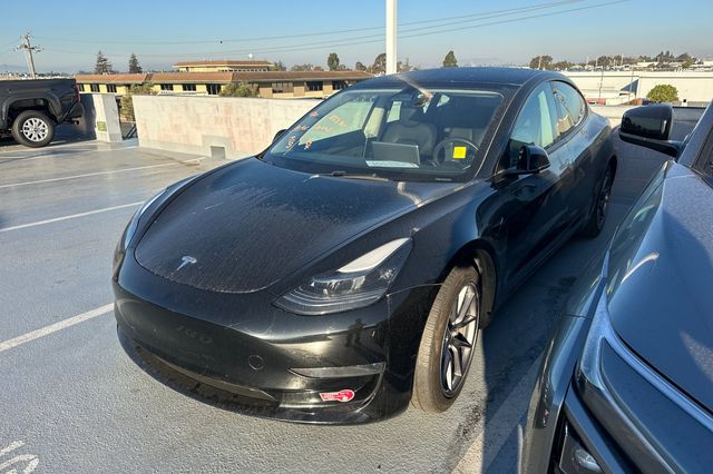 2023 Tesla Model 3 RWD