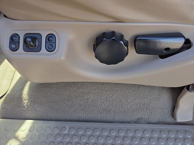 Used Car 2005 Ford Excursion  Xlt For Sale Under $15,000 In Plainview, Texas