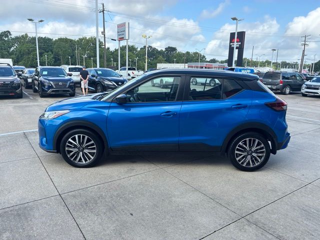 2023 Nissan Kicks SV - 3