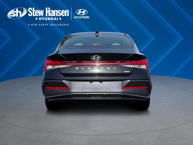 New 2026 Black Hyundai Limited image 6