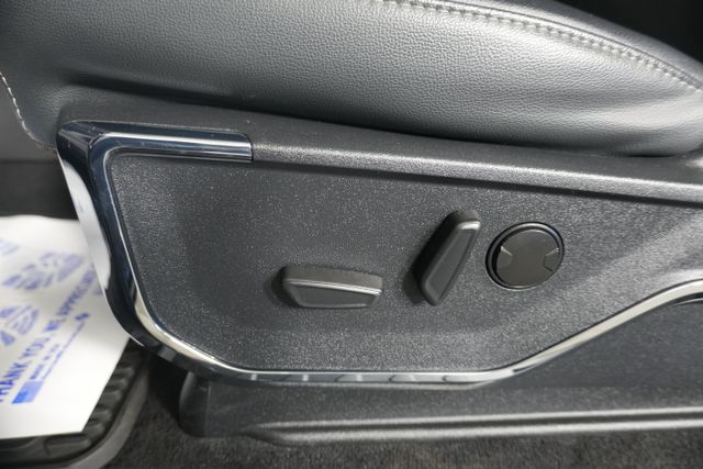 Used 2023 Black Ford Lariat image 25