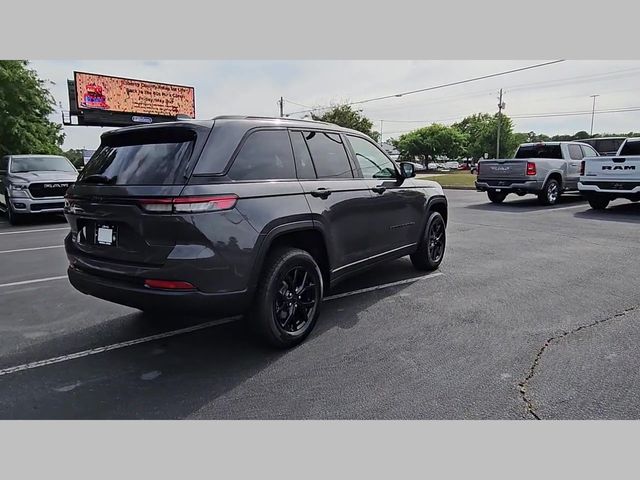 2025 Jeep Grand Cherokee Altitude X 4x2