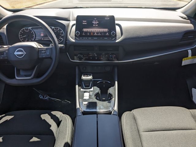 2025 Nissan Rogue S photo