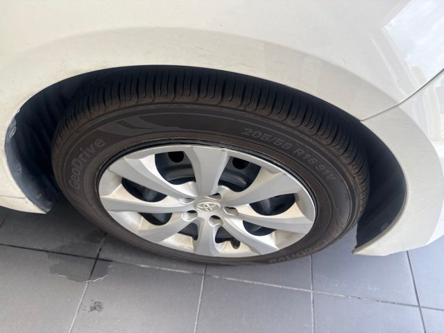 2020 Toyota Corolla LE White at Emmons Autoplex