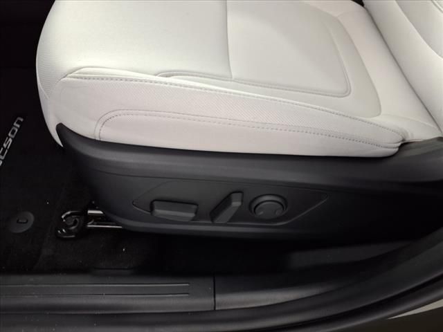 2025 Hyundai Tucson SEL photo