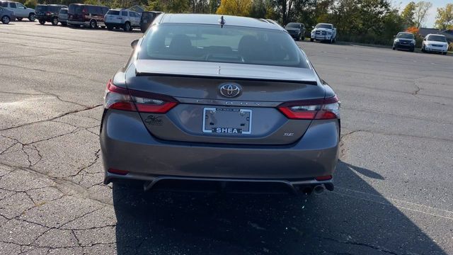 2022 Toyota Camry SE 7