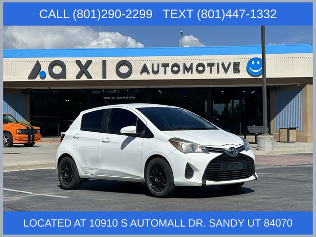 Super White 2017 Toyota Yaris Hatchback Front-Wheel Drive 4-Speed Automatic Overdrive