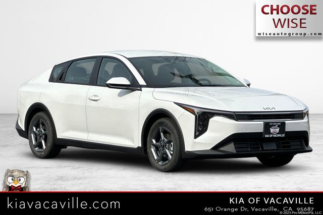 2026 Kia K4 LXS FWD