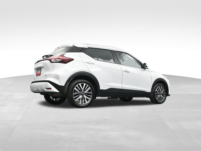 2023 Nissan Kicks SV 35