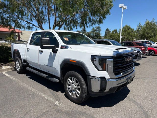 2024 GMC Sierra 2500HD Pro Crew Cab 4WD