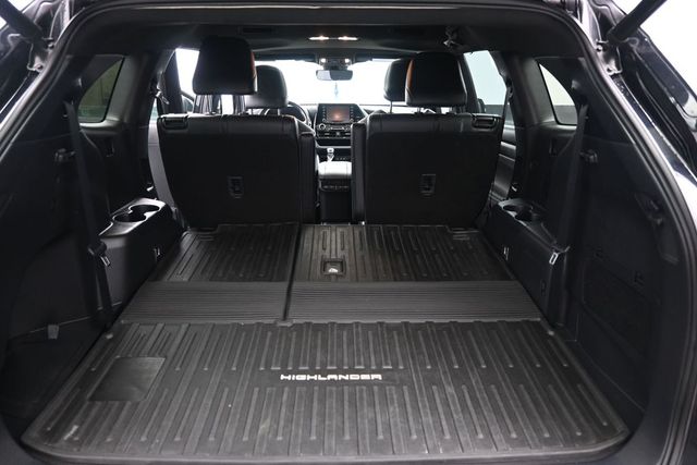 Used 2021 Toyota Highlander SUV