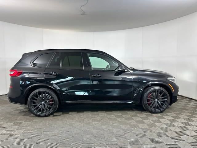 2022 BMW X5 M50i 3