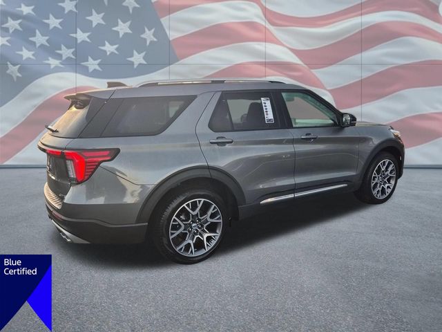 Used 2025 Gray Ford Platinum image 3