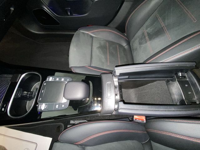 Used 2023  Mercedes-Benz CLA 250 image 20
