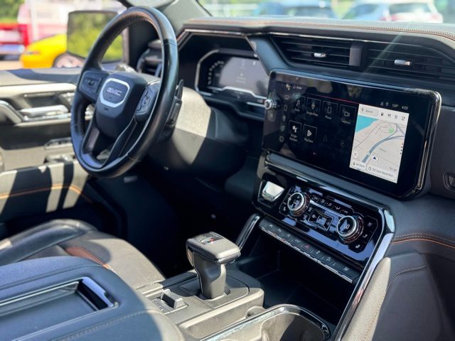 2022 GMC Sierra 1500 AT4 - Summit White exterior view 17