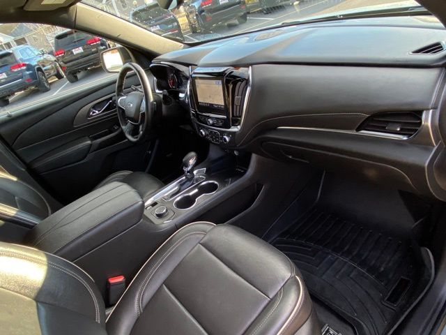 used 2023 Chevrolet Traverse car, priced at $28,204