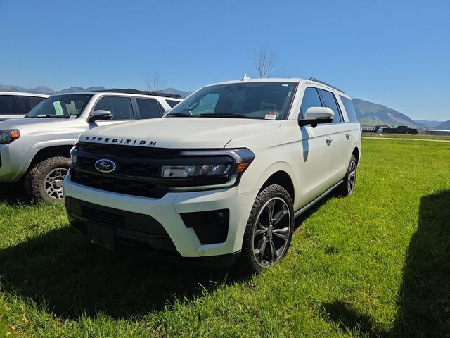 White Metallic 2024 Ford Expedition SUV / Crossover Four-Wheel Drive Automatic