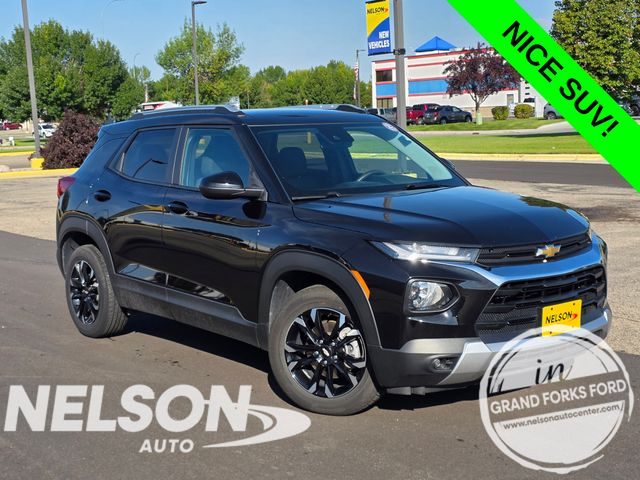 Mosaic Black Metallic 2022 Chevrolet Trailblazer SUV / Crossover Front-Wheel Drive Continuously Variable Transmission