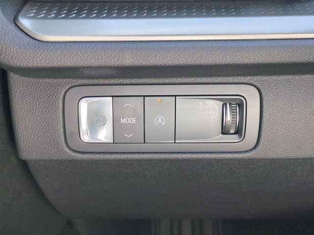 Used 2025 Gray Chevrolet LT image 21