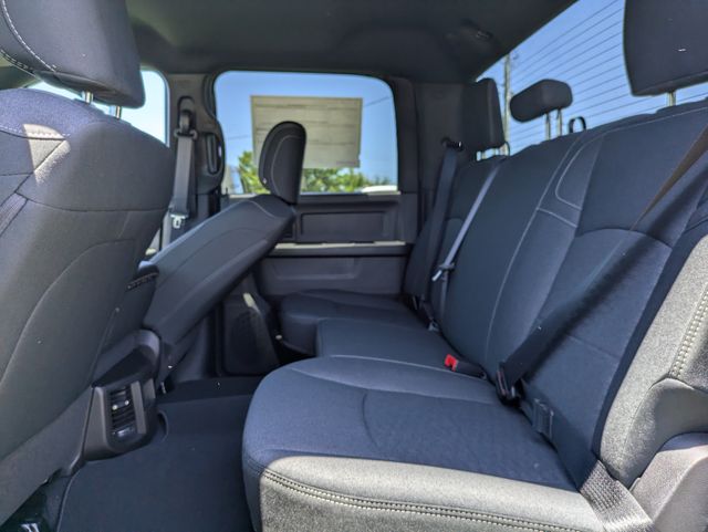 2026 Ram 2500 Black Express Crew Cab 4x4 6'4" Box
