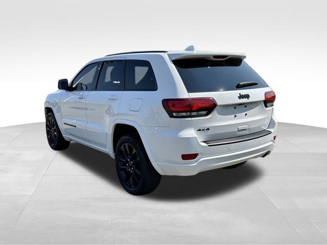 2020 Jeep Grand Cherokee Altitude 21