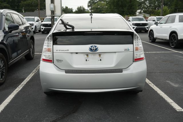 Used 2010  Toyota I image 5