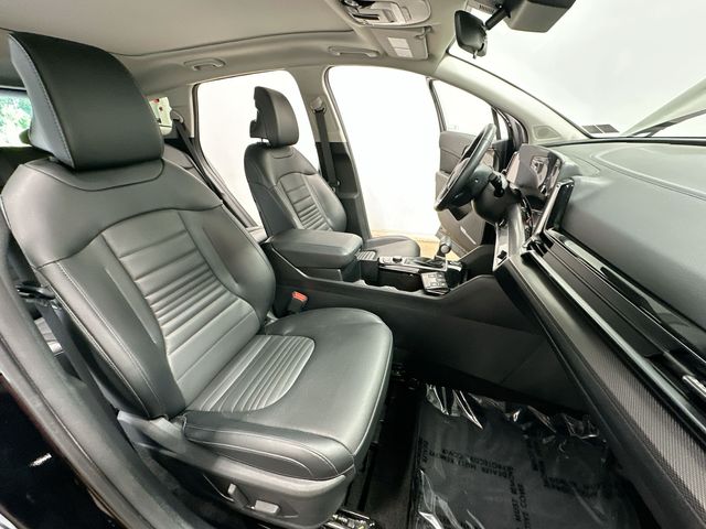 2024 Kia Sportage SX-Prestige Black at Grove City Ford