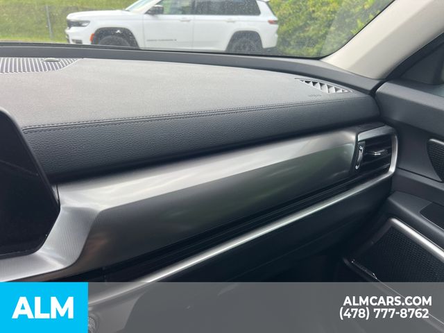 Used 2025 Black Kia S image 30