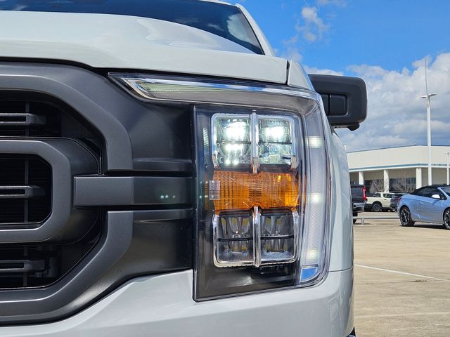 Used 2023 White Ford XLT image 9