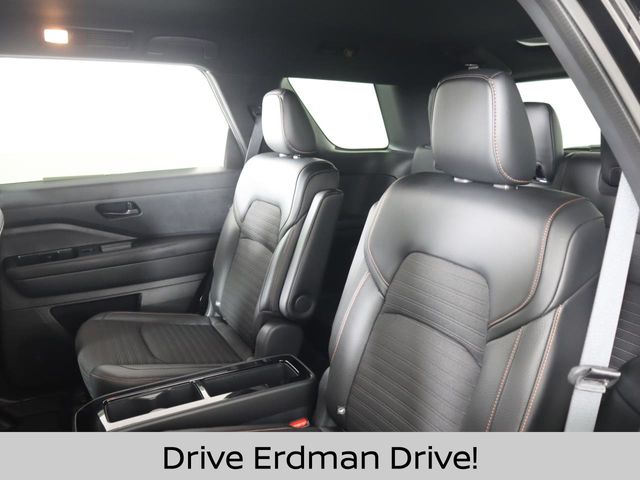Used 2023 Nissan Pathfinder SUV