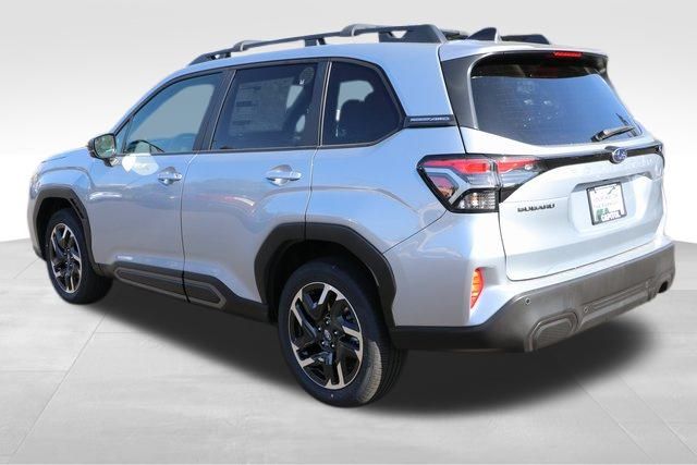 2025 Subaru Forester Limited 22