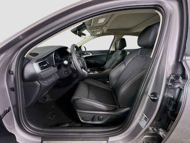 Thumbnail: 2026 Genesis G70 - 16