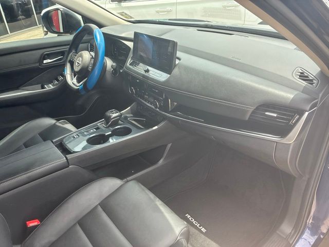 2024 Nissan Rogue SL Blue at Royal Nissan