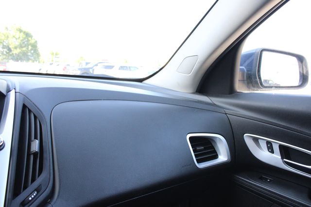 Used 2016 Blue Chevrolet LT image 18