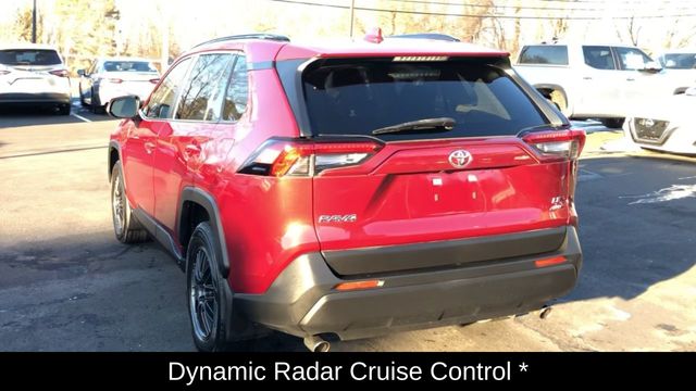 2019 Toyota RAV4 LE 7