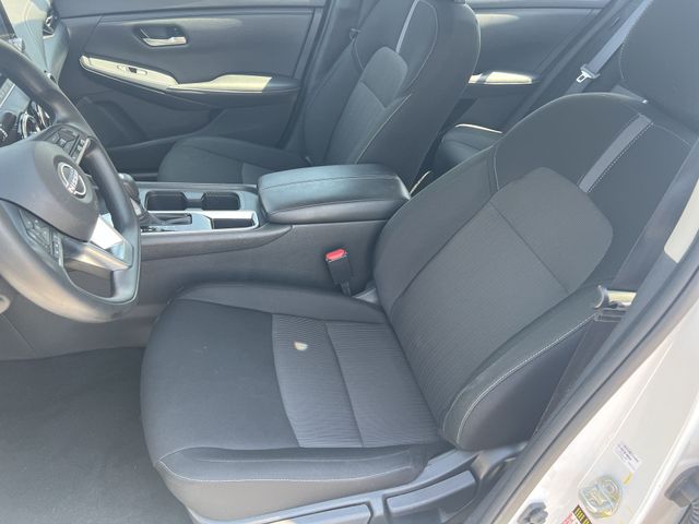 Used 2025 White Nissan SV image 33