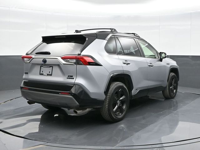 2020 Toyota RAV4 Hybrid XSE 8