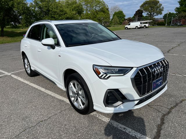 2025 Audi Q3 45 TFSI S Line Premium quattro's photo