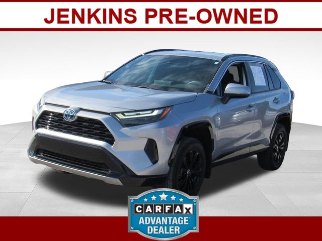 2024 Toyota RAV4 Hybrid SE