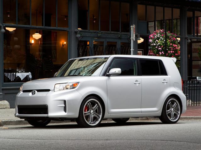 Blue Metallic 2012 Scion xB Base Wagon Front-Wheel Drive 4-Speed Automatic Overdrive