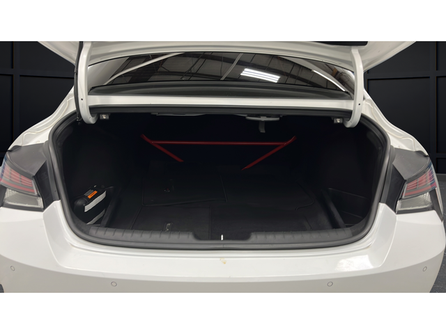 Used 2022 Ceramic White Hyundai Base image 26
