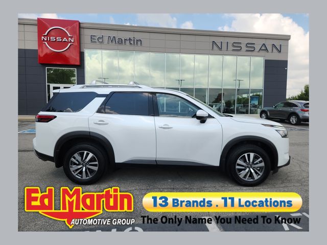 White Pearl 2025 Nissan Pathfinder SUV / Crossover All-Wheel Drive 9-Speed Automatic