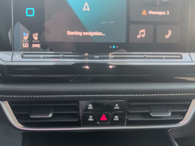 2024 VOLKSWAGEN ATLAS CROSS SPORT SE • 2.0L TURBO • FWD CLEAN CARFAX • 1 OWNER PANORAMIC SUNROOF • APPLE CARPLAY • ADAPTIVE CRUISE • BLIND SPOT MONITOR Thumbnail