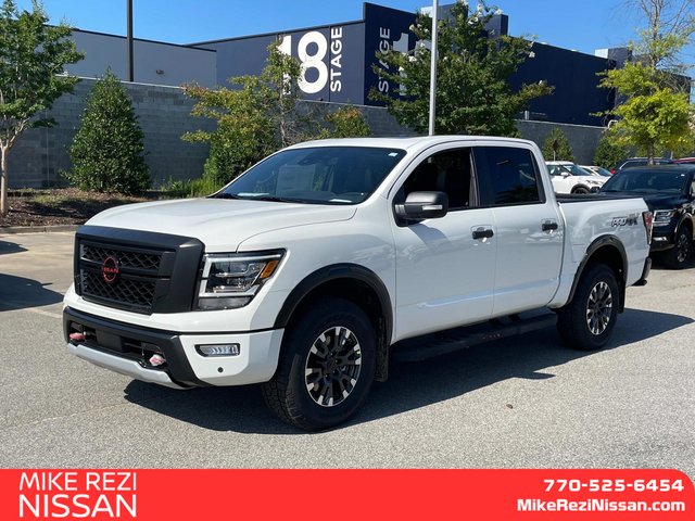 2024 Nissan Titan PRO-4X 5