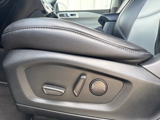 2022 Ford Explorer XLT:169421A