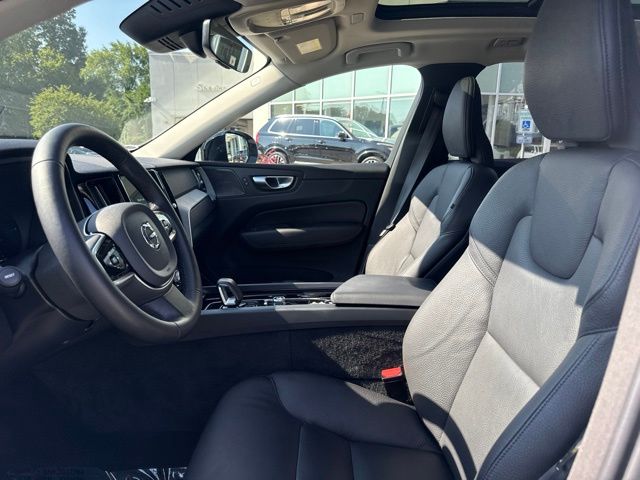 Used 2025 Volvo XC60 Plug-In Hybrid SUV