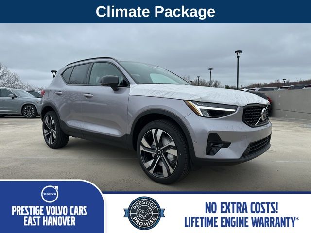 Aurora Silver 2026 Volvo XC40 B5 Plus AWD SUV / Crossover All-Wheel Drive Automatic